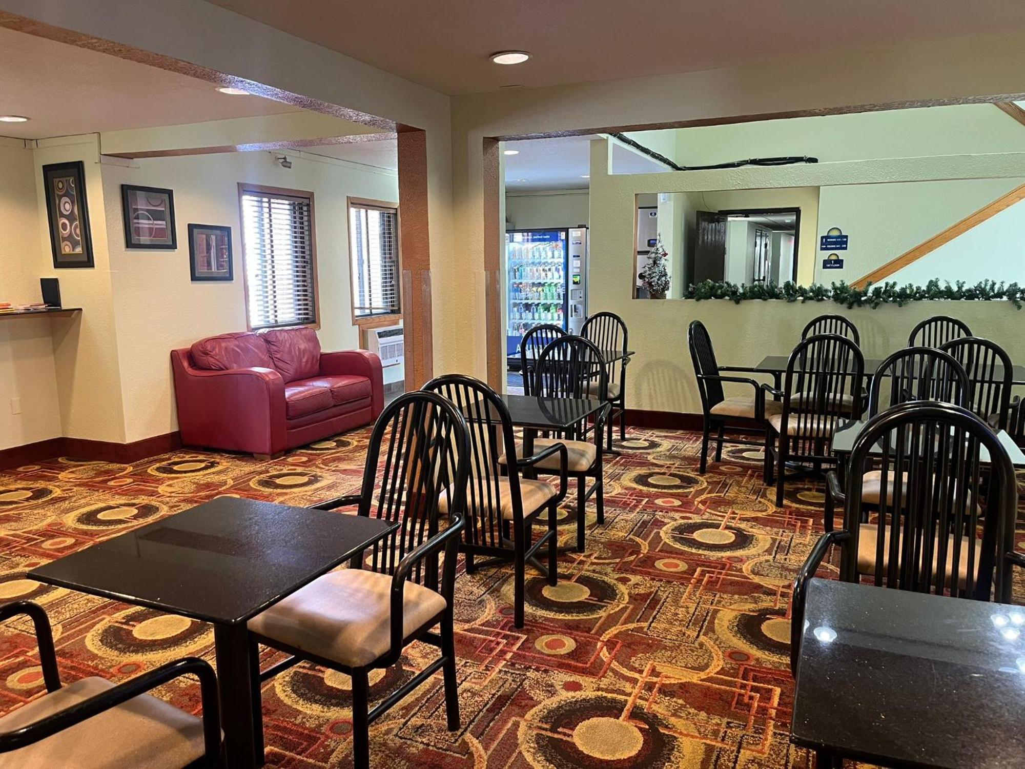 Days Inn By Wyndham פורט דודג' מראה חיצוני תמונה