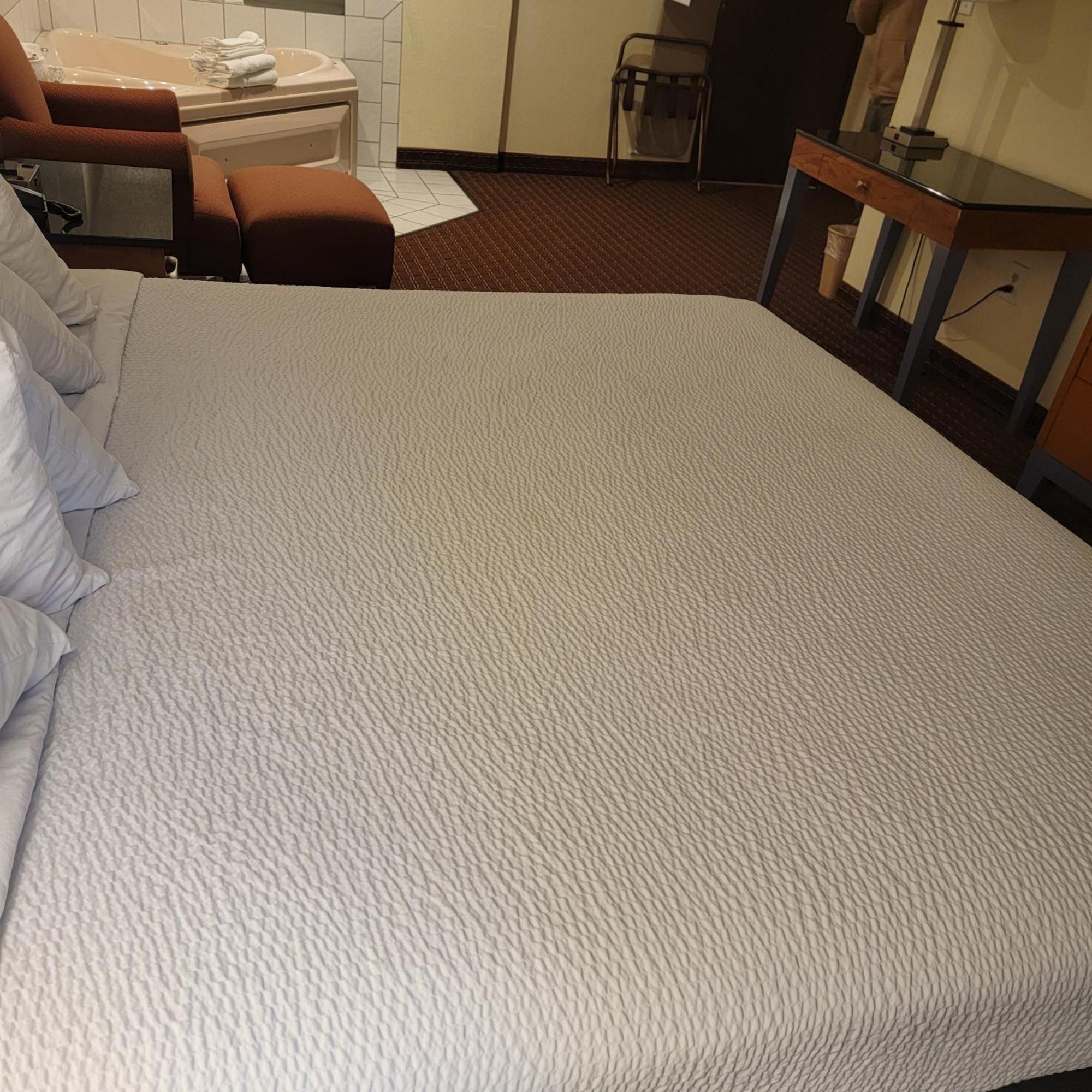 Days Inn By Wyndham פורט דודג' מראה חיצוני תמונה